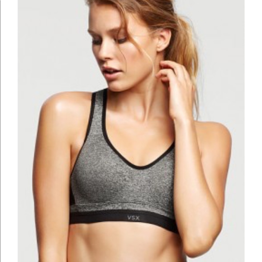 Victoria’s Secret Gray Incredible Sports Bra 32C